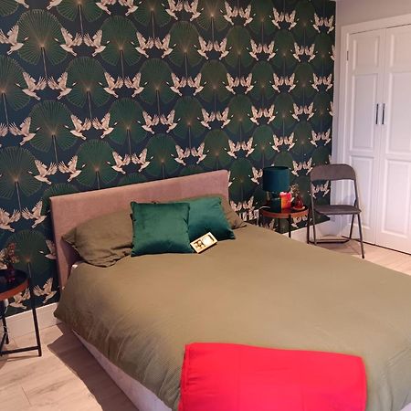 The Crown Radnage Hotell Exteriör bild